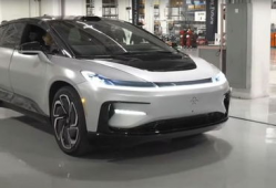ff 91首辆准量产车直播,未来智能出行新标杆亮相！”