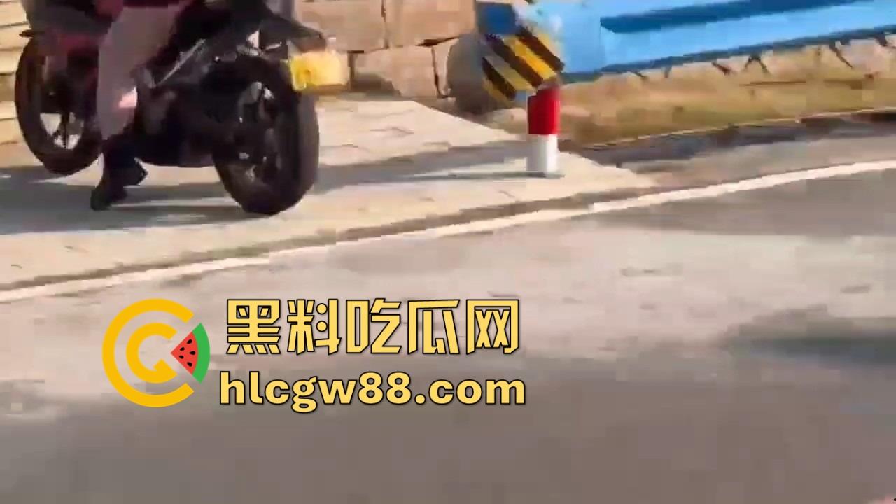 微胖界天花板，微胖尤物强行压制，男人直接被按弯，欲拒还迎坦克少女登场，彻底沦陷在肉感冲击中！-2